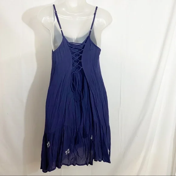 Pure by Exist | Boutique Dress with Embroidered Accent - Picture 4 of 7